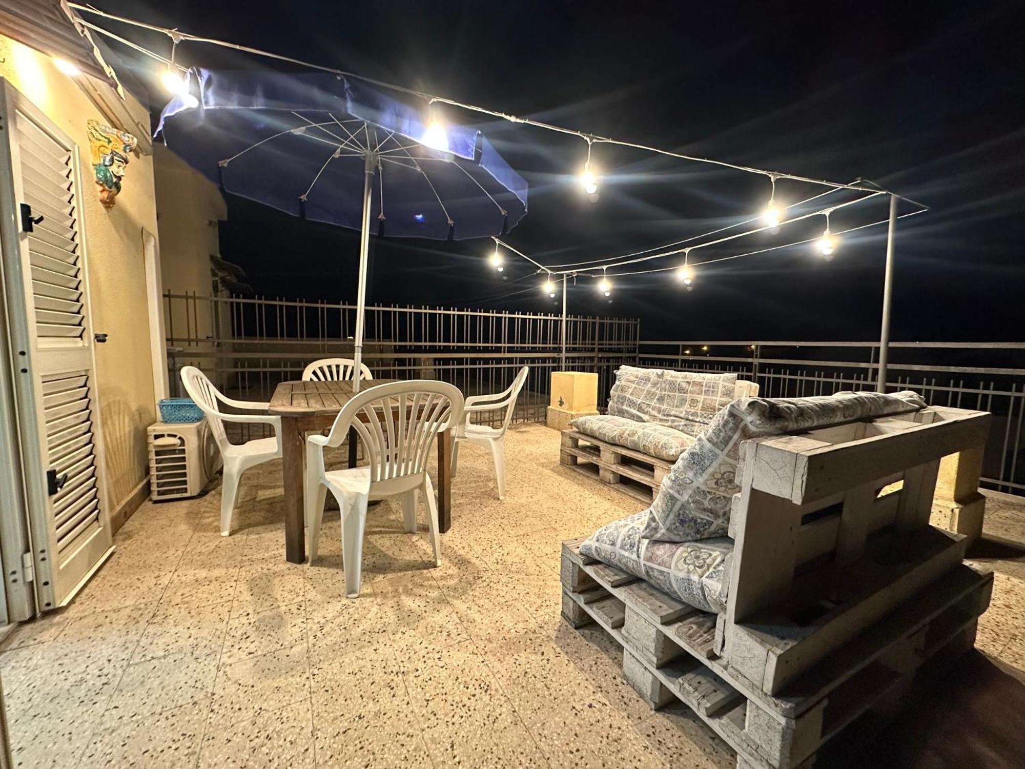 Attico Di Giggia Lägenhet Giardini Naxos Exteriör bild